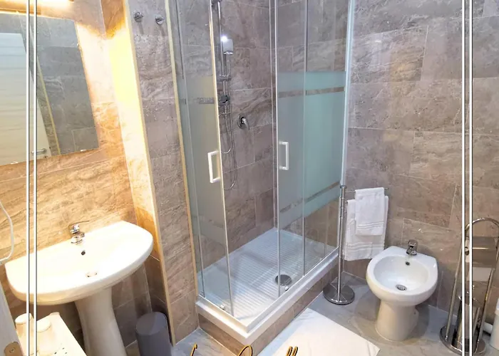 Oda ve Kahvaltı Emme 3*